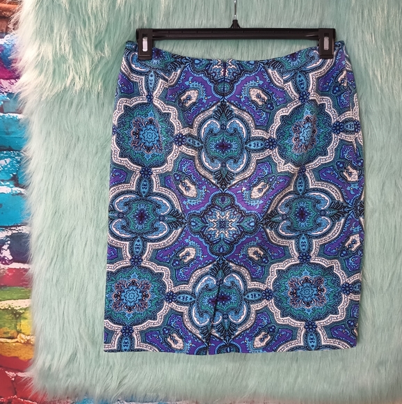 Talbots Petites Blue White and Purple Pattern Skirt Size 10p - Picture 5 of 8